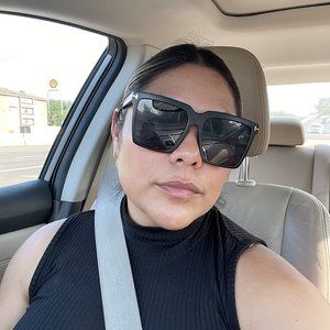 Oversized Square Sunglasses Women Fashion Luxury Big Sunglasses UV400 Protection